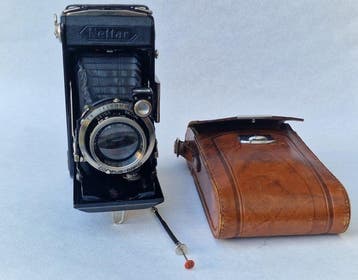 Zeiss Ikon Nettar + bonus Voigtländer Bessa folding cameras, Nieuw