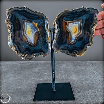 Agaat-Drusen-vleugel op metalen standaard – symmetrisch