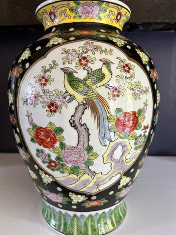 Vaas - Porselein - Japan - Zwarte familie (Zonder