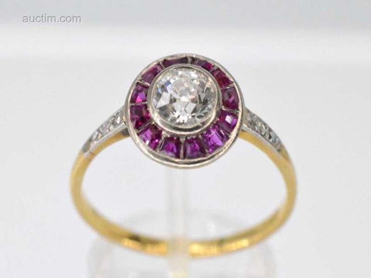 Art Deco geelgouden ring met centrale diamant..., Handtassen en Accessoires, Overige Accessoires, Ophalen
