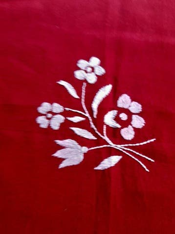 Nappe (13) - 226 cm - 126 cm - Broderie faite à la main – 12
