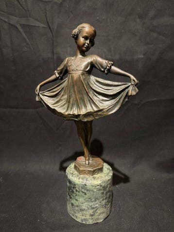 Preijs - Sculpture, Ballerina meisje - 27 cm - Bronze, Antiek en Kunst