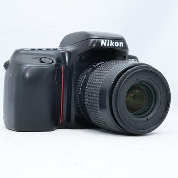 Nikon F50 with AF Nikkor 35-80mm f/4-5.6D lens Analoge, Nieuw