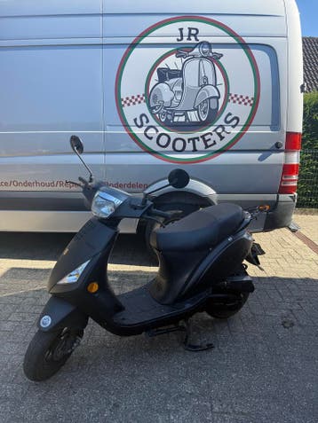 Scooter A-klasse (Geen Rijbewijs Nodig!), Vélos & Vélomoteurs