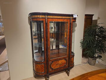 Louis XVI vitrinekast, Huis en Inrichting, Nieuw