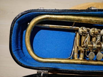 Louis Dölling jr. Markneukirchen - Rotary - - Trompet -, Muziek en Instrumenten, Nieuw