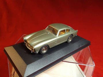 Provence Moulage - made in France 1:43 - Model sportwagen -