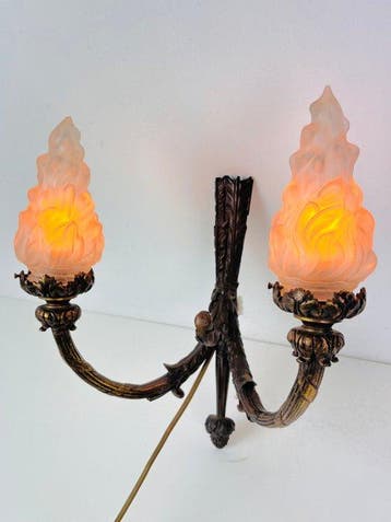 Lampe murale - Ancienne lampe murale en bronze avec
