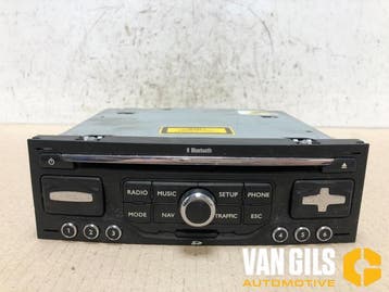 Radio CD Speler Peugeot 5008 O218141