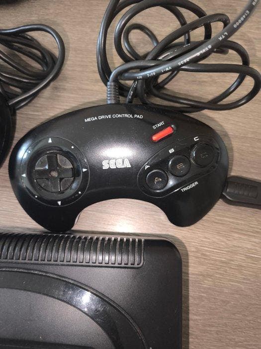 Sega - Mega Drive - II - Spelcomputer, Games en Spelcomputers, Spelcomputers | Overige Accessoires