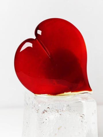 sculptuur, Cuore su base in vetro pulegoso - 9 cm -