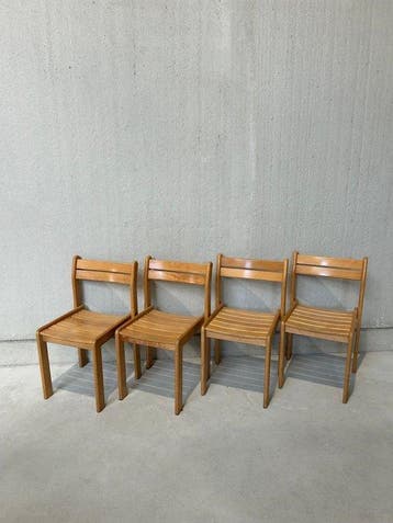 Stoel - hard hout - Een set van vier stoelen