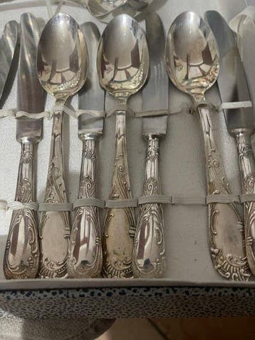Ménagère pour 12 personnes (51) - Plaqué(e) argent