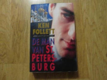 De man van St. Petersburg 9789026982965 Ken Follett, Boeken, Verzenden, Gelezen, Ken Follett
