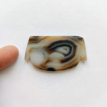 Oud Tibetaans-Birmaans Natuurlijke bandagaat Pectroal Bead, Antiek en Kunst