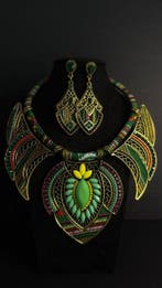 Ensemble royauté indienne en or et multicolore – pièce