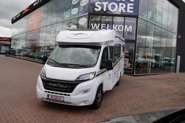 Malibu T440 LE slechts 25410 km, automaat, twinbedden 40925, Caravanes & Camping, Camping-cars