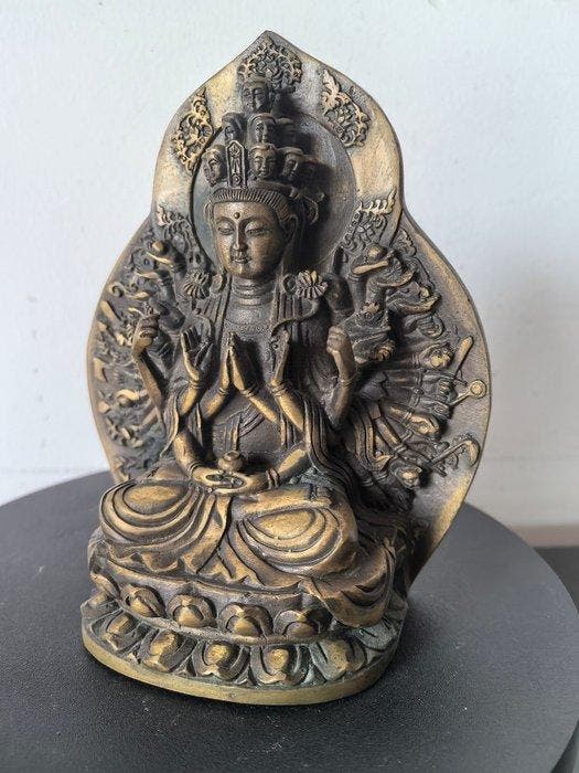 Decoratief ornament - Copper Thousand-Hand Guanyin Statue, Antiquités & Art, Art | Art non-occidental