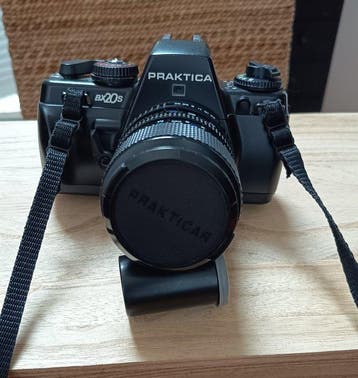Praktica BX20s 35mm Electronic SLR Camera Outfit - Final, Nieuw