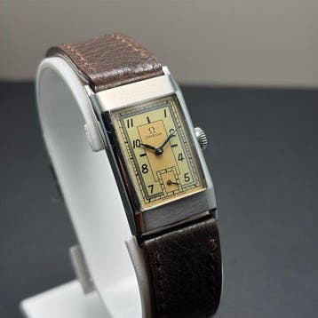 Omega - * Art Deco Tank Case Elegant Two-Tone Dial * -
