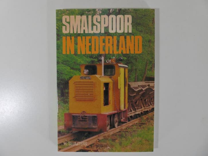 Smalspoor in Nederland Paperback #4445 (Boeken), Boeken, Vervoer en Transport, Zo goed als nieuw, Ophalen of Verzenden