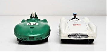 Dinky Toys - Model raceauto (2) - Mercedes Racing Car et