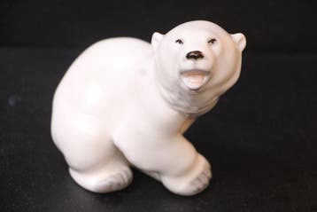 Lomonosov - Figurine - Boris Vorobyov: zittende ijsbeer -, Antiek en Kunst