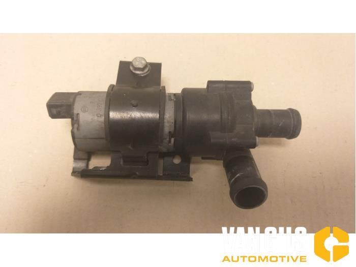 Extra waterpomp Ferrari 458 O185323, Auto-onderdelen, Airco en Verwarming