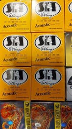 Martin / DAddario / Stay In Tune / Alice / Cort - 17 sets, Nieuw