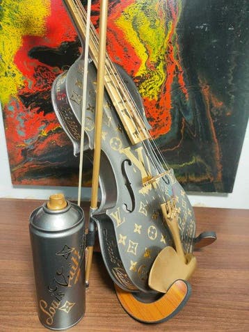 fp pop art - Louis Vuitton Violon luxury grey dark metalic, Antiek en Kunst