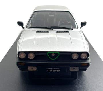 Mitica-Diecast 1:18 - Model coupé - Alfa Romeo Sprint 1.5