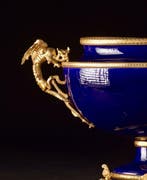 Neoclassicistische kobaltblauwe porseleinen Coupe / Bowl met, Antiek en Kunst