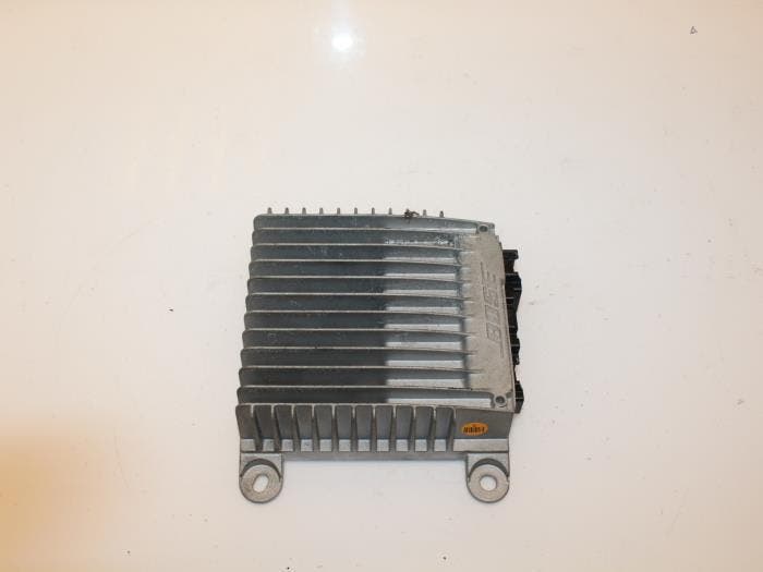 Radio versterker Mazda CX-3 O27793, Auto-onderdelen, Elektronica en Kabels