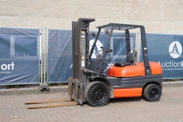 Veiling: Heftruck Toyota 02 6FDF 30 Diesel 3000kg 4.3m 1996, Ophalen