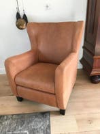 Leren oorfauteuil met houten poten - bruin leer, Huis en Inrichting, Fauteuils, Ophalen of Verzenden, Nieuw