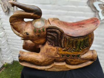 Sculpture, Olifant schommelstoel vintage - 67 cm - Bois dur, Antiek en Kunst