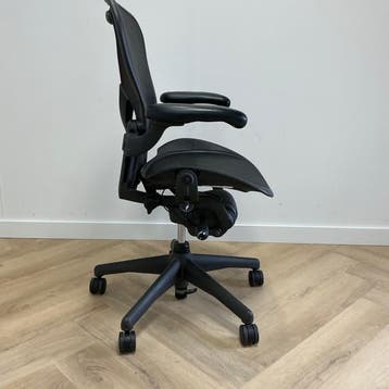Herman Miller Aeron maat B, zwart - Gratis Bezorging, Huis en Inrichting, Ergonomisch, Gebruikt, Zwart, Bureaustoel