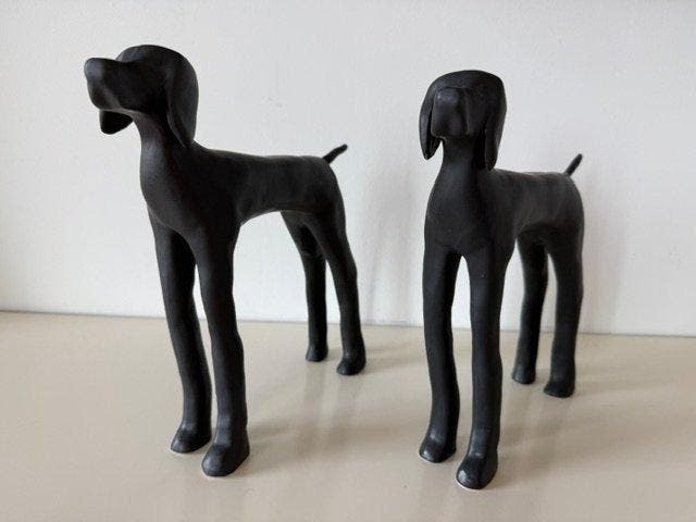 Figurine - Keramiek Hondje Sam Zwart (2) - Céramique, Antiquités & Art, Antiquités | Verre & Cristal