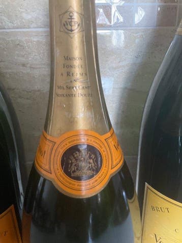 Veuve Clicquot, Veuve Clicquot Ponsardin - Champagne Brut,, Collections