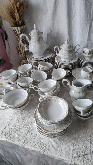 Hutschenreuther - Koffieservies voor 12 (27) - Sylvia -