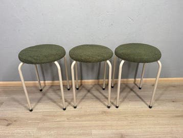 Kruk - Metaal - Drie vintage krukken