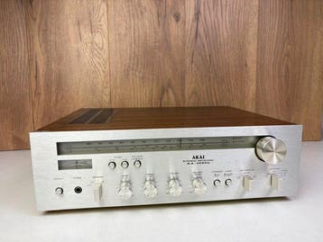 Akai - AA-1020L Récepteur stéréo à semi-conducteurs