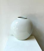 KPM Berlin - Trude Petri - Vase - Porcelaine - Zwiebelform, Antiek en Kunst