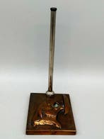 sculptuur, Säbelzahntiger – Skulpturaler Stifthalter /