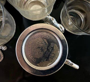 Drinkset - (8) voor likeur - zilvergeplateerd - Distillerie