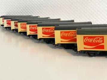 Lima H0 - Modeltrein goederenwagonset (8) - Set van Coca, Nieuw