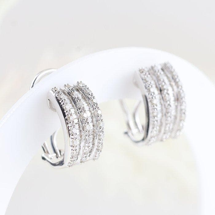 Oorbellen - 18 karaat Witgoud - 1.17ct. tw. Diamant, Handtassen en Accessoires, Oorbellen