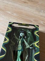 Mattel - Poupée Monster High Skullector Scarah Screams Doll