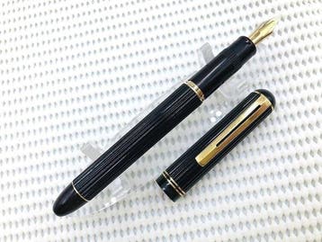 Pilot - Justus 14K 585 & Black Stripe First Generation Model, Nieuw