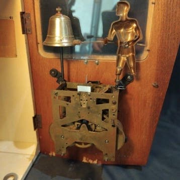 Klok - ODO - Messing, koper, hout. - 1950-1960 - De, Antiek en Kunst